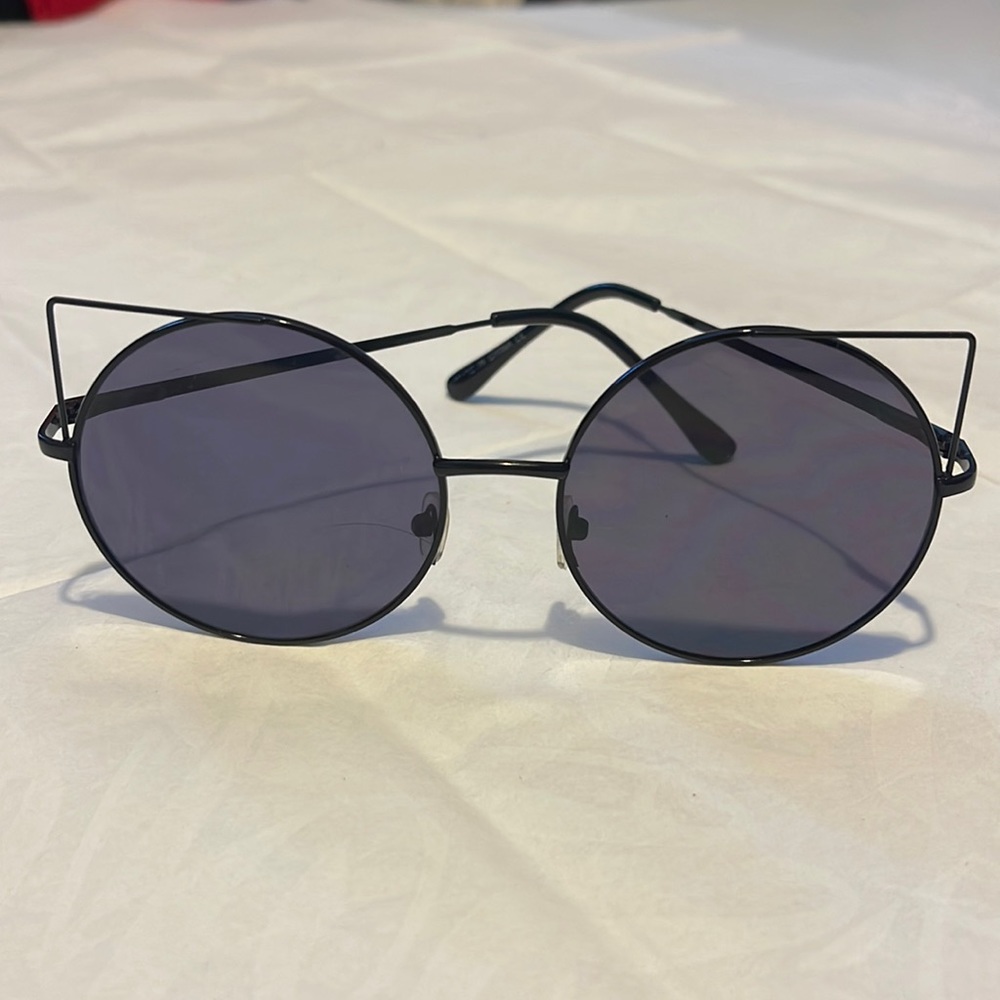 Black Cat Sunglasses